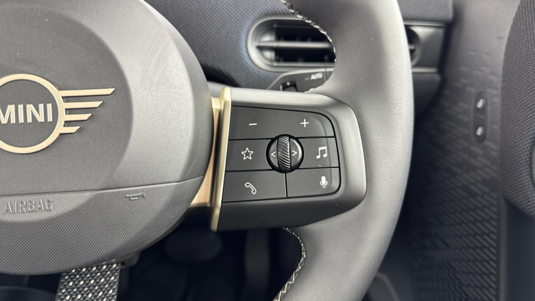 MINI Cooper 2.0 S Exclusive 3dr Auto Petrol Hatchback